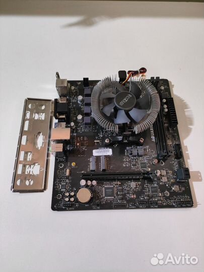 Материнская плата aqx300m + AMD Atlon 3000G