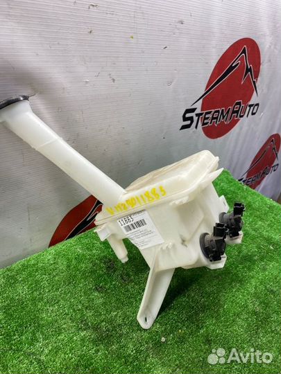 Бачок стеклоомывателя Toyota Vitz NSP130 1NR-FE