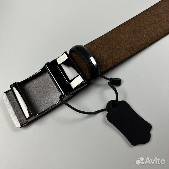 Мужской кожаный ремень