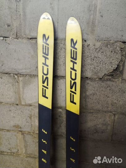 Горные лыжи 180 см