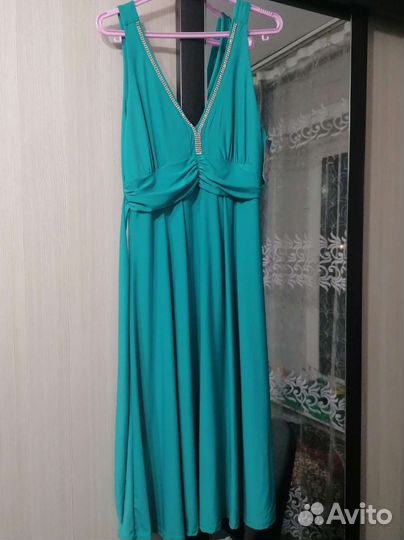 Платье вечернее