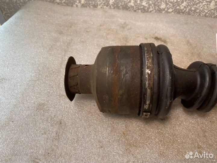 Привод подвески передний правый Renault Megane 1