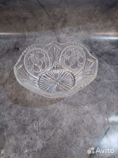 Хрустальная ваза