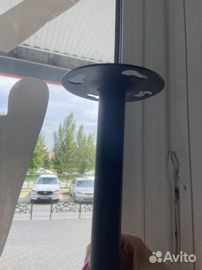 Кронштеин на потолок