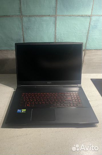 Игровой Ноутбук MSI Katana GF76 B12UCX-1005XRU