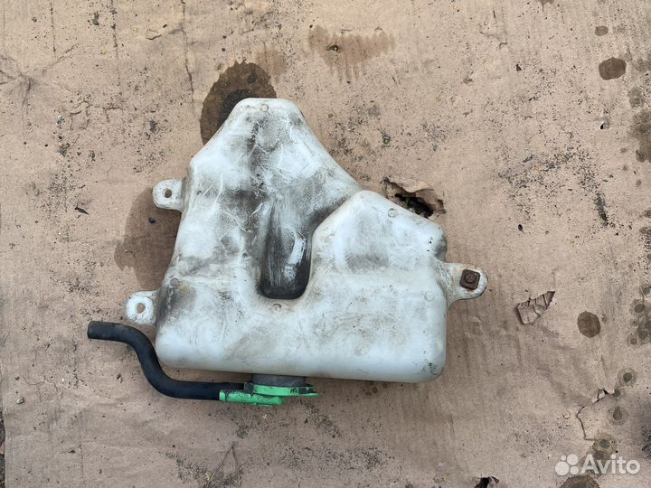 Расширительный бачок на Suzuki sx4