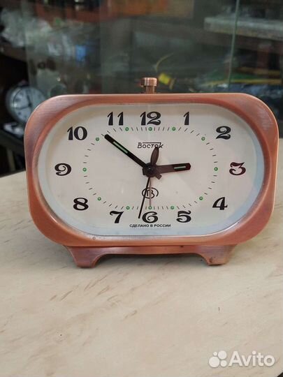Часы будильник Восток