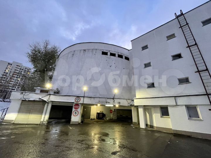 Машиноместо