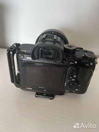 Беззеркальная камера Sony A7R3