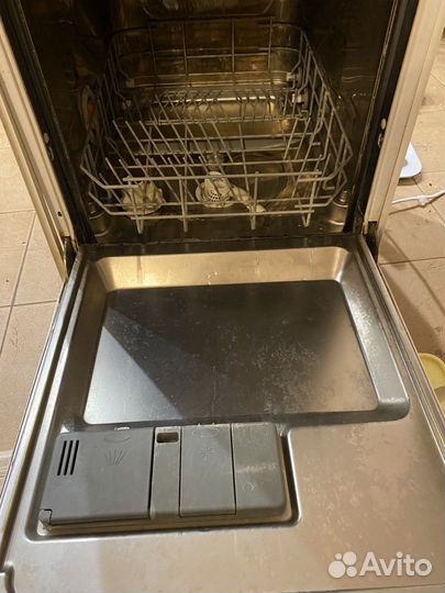 Посудомоечная машина electrolux