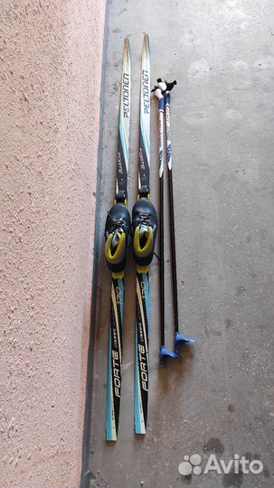 Лыжи и ботинки детские