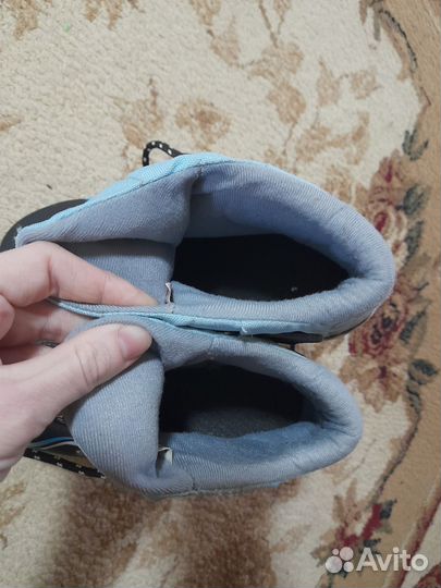 Лыжные ботинки