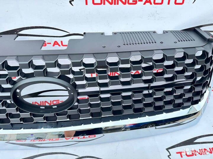 Решетка радиатора Toyota Tundra E7883