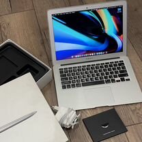 Apple MacBook Air 13 A1466