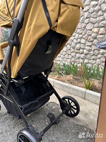 Прогулочная коляска V3