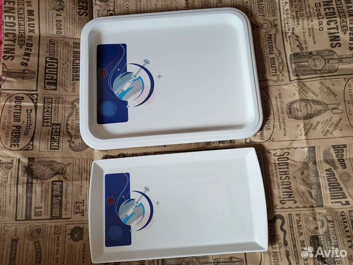 Набор посуды, поднос, блюда