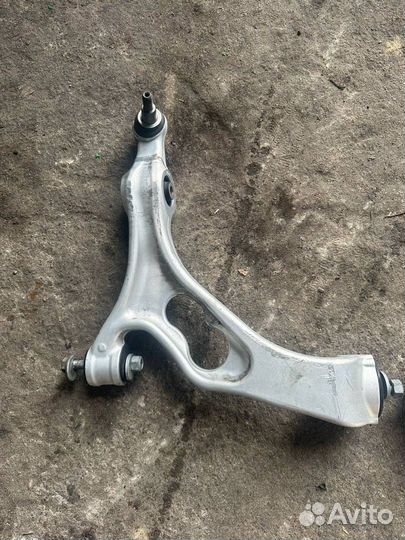 Рычаг передний Audi Q7 4L рест. 2012