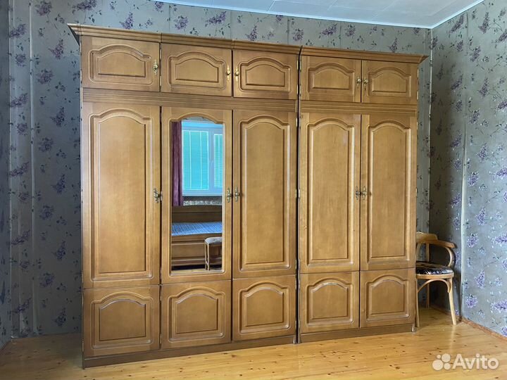 Спальный гарнитур бу из ольхи кровать шкаф комод