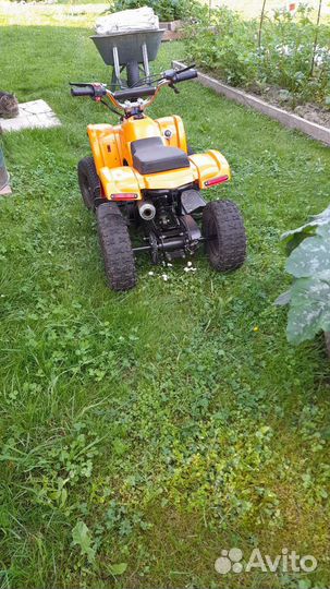 Детский квадроцикл