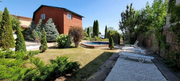 Дом 100 м² на участке 10 сот.