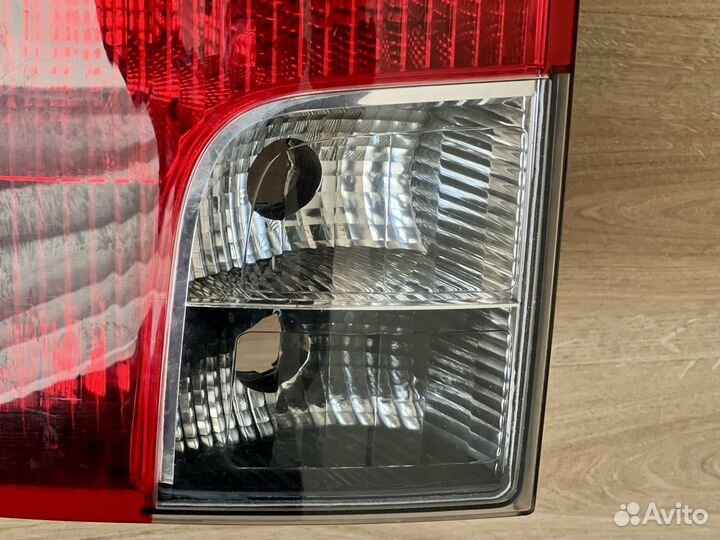 Фонарь задний левый XC90
