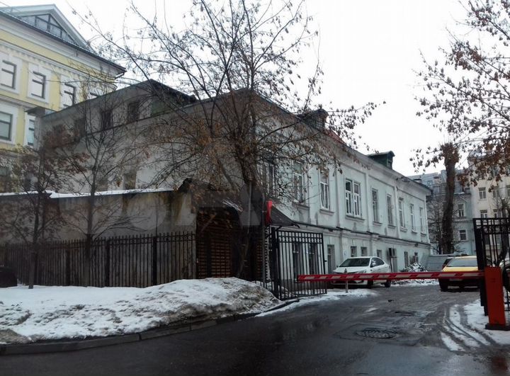 Продажа особняка 825 м2