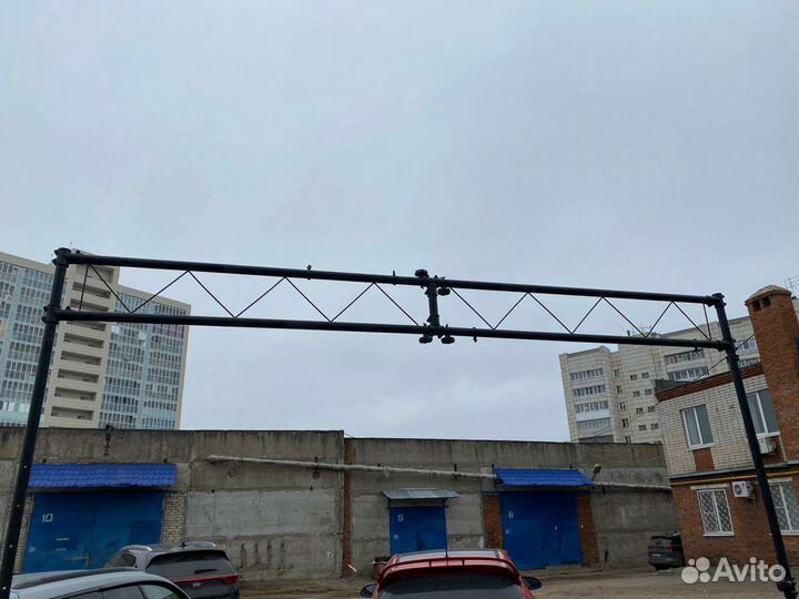 Стойка для световых приборов