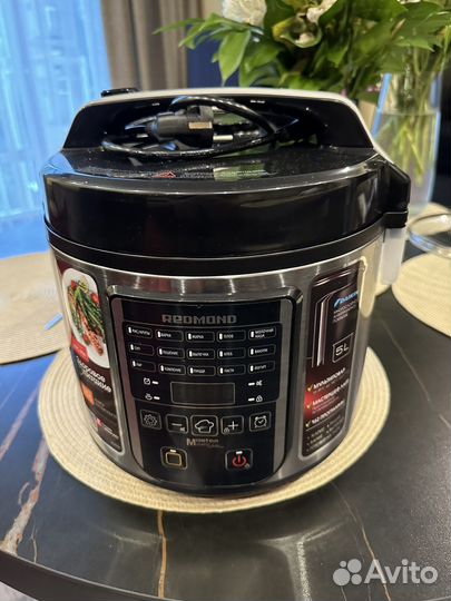 Мультиварка redmond