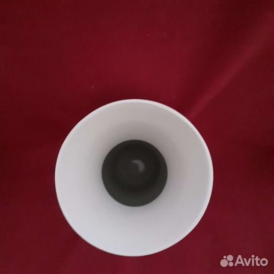 Вазы, фарфор песочное