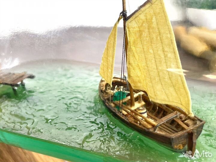 Корабль в бутылке Рыбацкая лодка