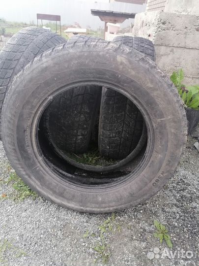 Bridgestone Blizzak WS-60 215/65 R16