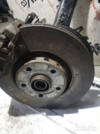 Ступица передняя правая Audi A4 8EC BFB