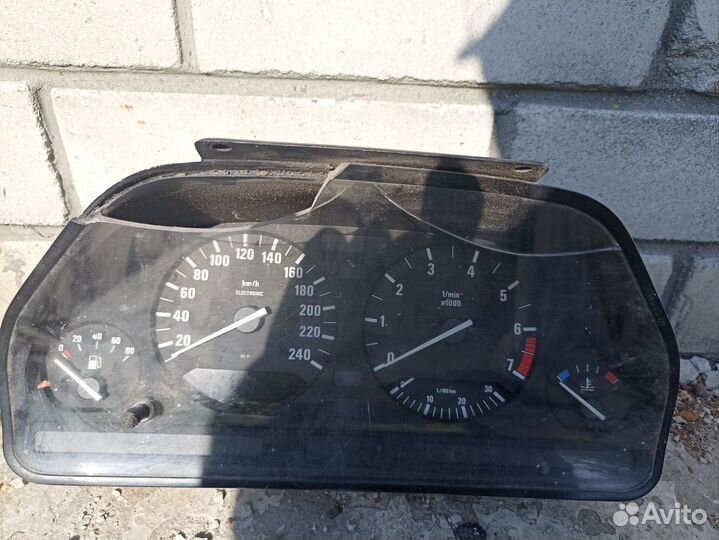 Приборная панель BMW e34