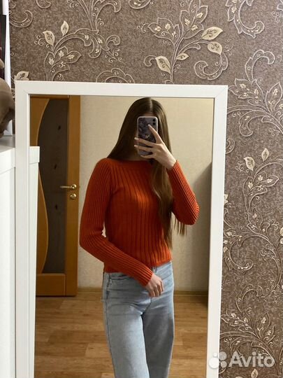 Женский свитер