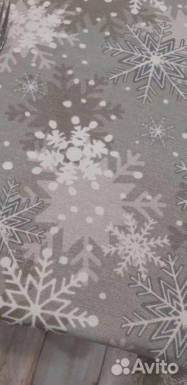 Скатерть с новогодним принтом