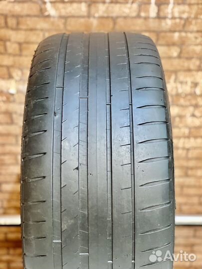 Michelin Pilot Sport 4 245/40 R18