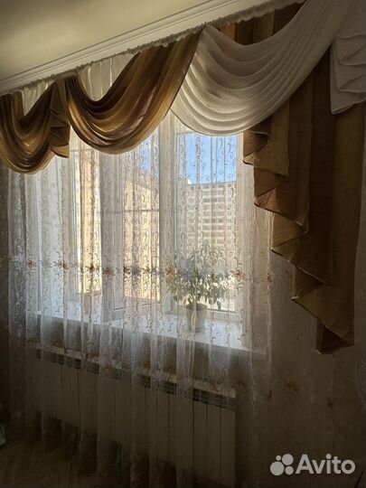 Шторы с ламбрекеном, тюль б/у