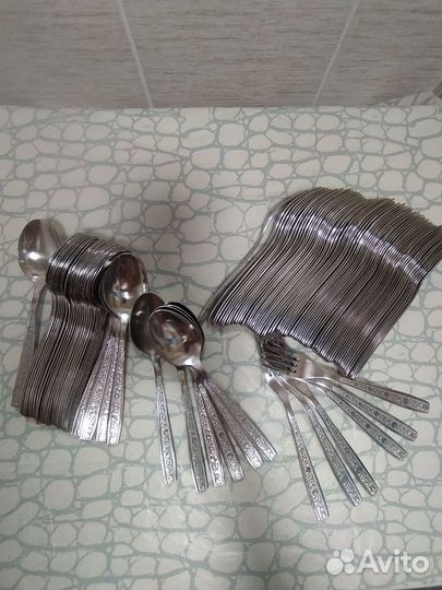 Столовые ложки и вилки виноградная лоза