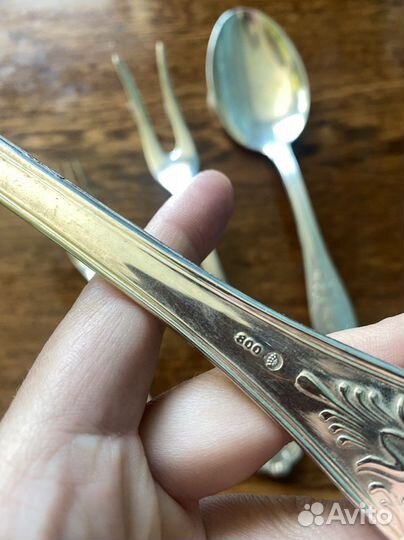 Серебрянные столовые приборы