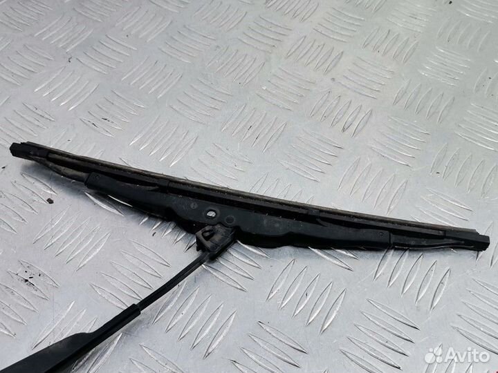 Щеткодержатель задний Ford Fusion 2003