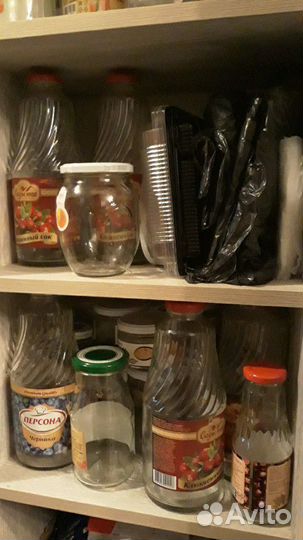 Банки и бутылки разной ёмкости