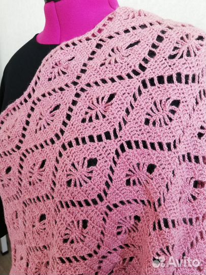 Вязаный комплект шапка + платок (бактус)