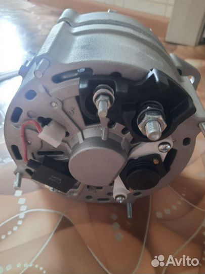 Генератор Audi 100