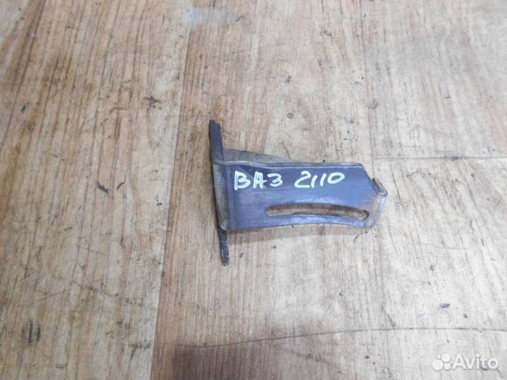 Кронштейн генератора ваз 2110