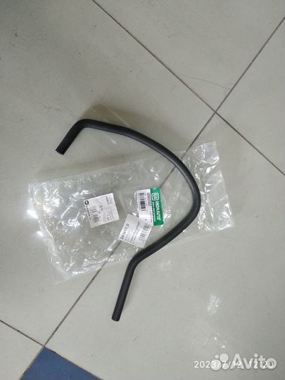 Шланг охлаждения Лачетти от бачка к дрос. заслонке