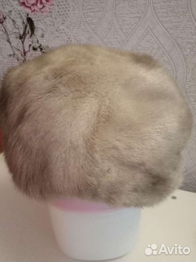 Головные уборы женские зима