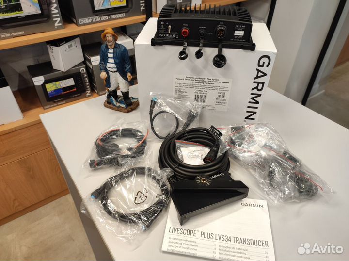 Комплект Garmin Panoptix LiveScope LVS 34 и GLS10