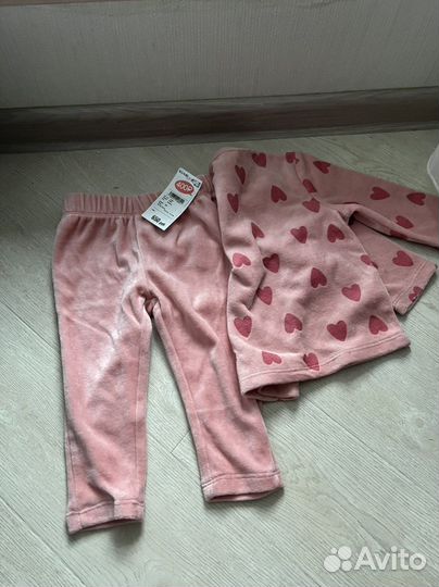 Новый детский костюм (кофта штаны ) kiabi р. 80