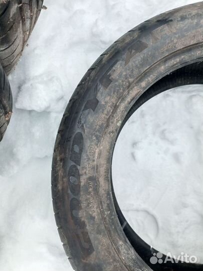 Goodyear EfficientGrip 245/50 R18