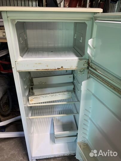 Холодильник атлант двухкамерный